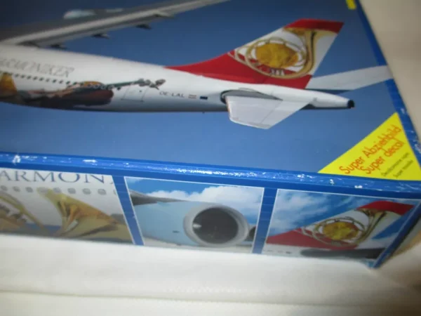 REVELL 1:144 AUSTRIAN AIRBUS A 370 WIENRT PHILARMONIKER - Image 3
