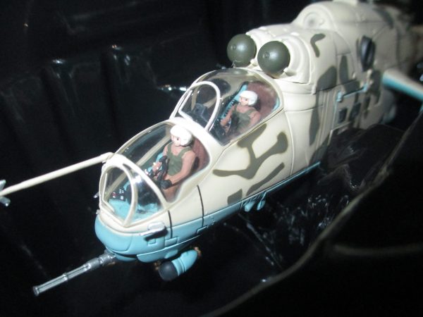 PANZERKAMPF 1:72  MI-24 HIND KANDAHAR AFGHANISTAN - Image 5