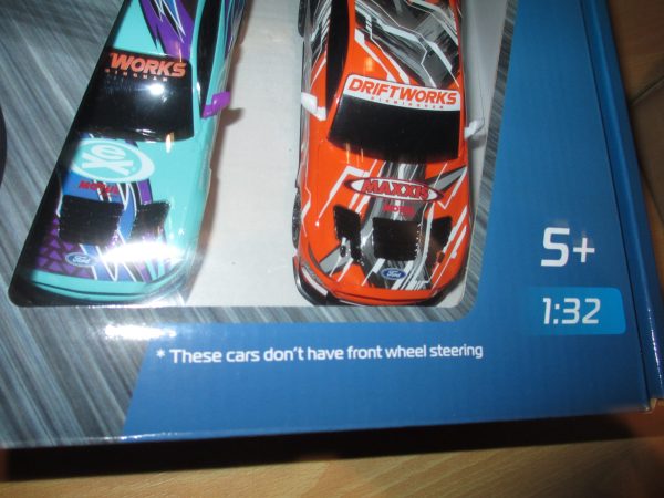 scalextric 1:32 DRIFT 360 RACE SET - Image 2