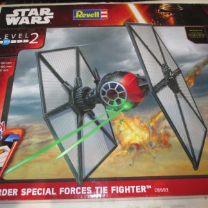 1:35 STAR WARS FIRST ORDER SPECIAL FORCES TIE FIGHTER