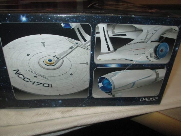 REVELL STAR TREK 1:500 USS ENTERPRISE NCC-1701 INTO DARKNESS 04882 - Image 2
