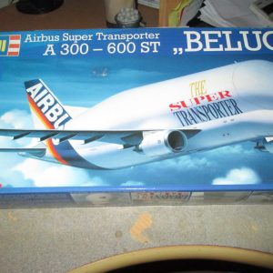 REVELL 1:144 AIRBUS A 300-600ST SUPERTRANSPORTER BELUGA