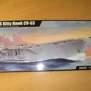 TRUMPETER 1:350 USS KITTY HAWK CV-63 USN