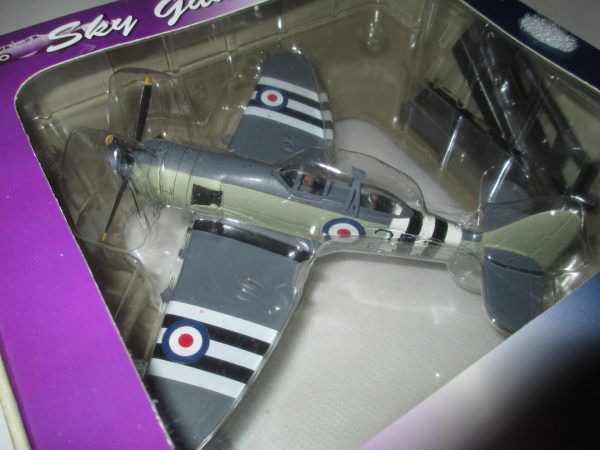 HAWKER SEAFURY T.20 ROYAL NAVY NO 253 SQN - Image 3