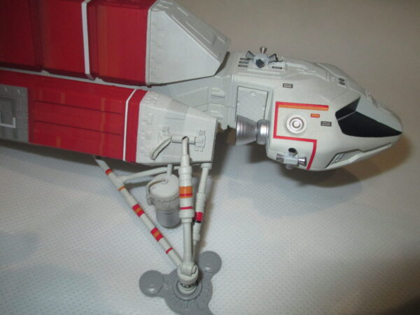 SIXTEEN 12 SPACE 1999 SWIFT SPACESHIP - Image 2
