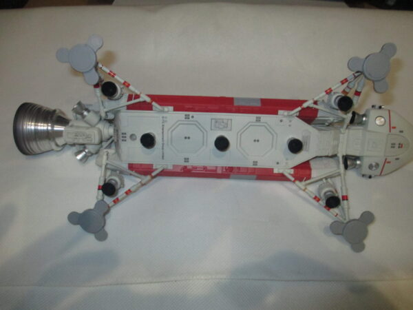SIXTEEN 12 SPACE 1999 SWIFT SPACESHIP - Image 4